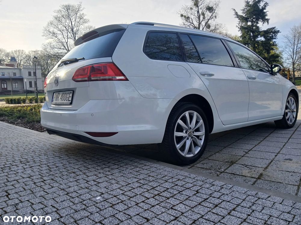 Volkswagen Golf 1.6 TDI BlueMotion Technology Lounge - 21