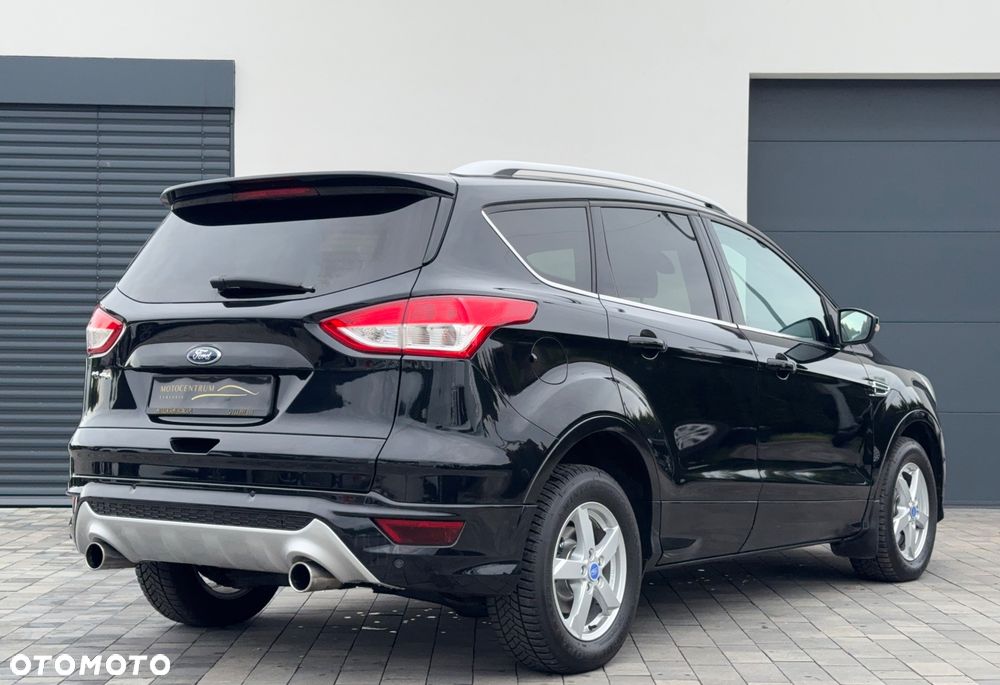 Ford Kuga 2.0 TDCi 2x4 Titanium - 5