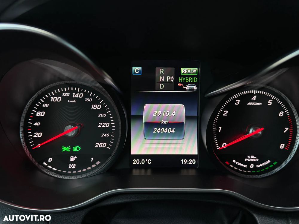 Mercedes-Benz C - 22