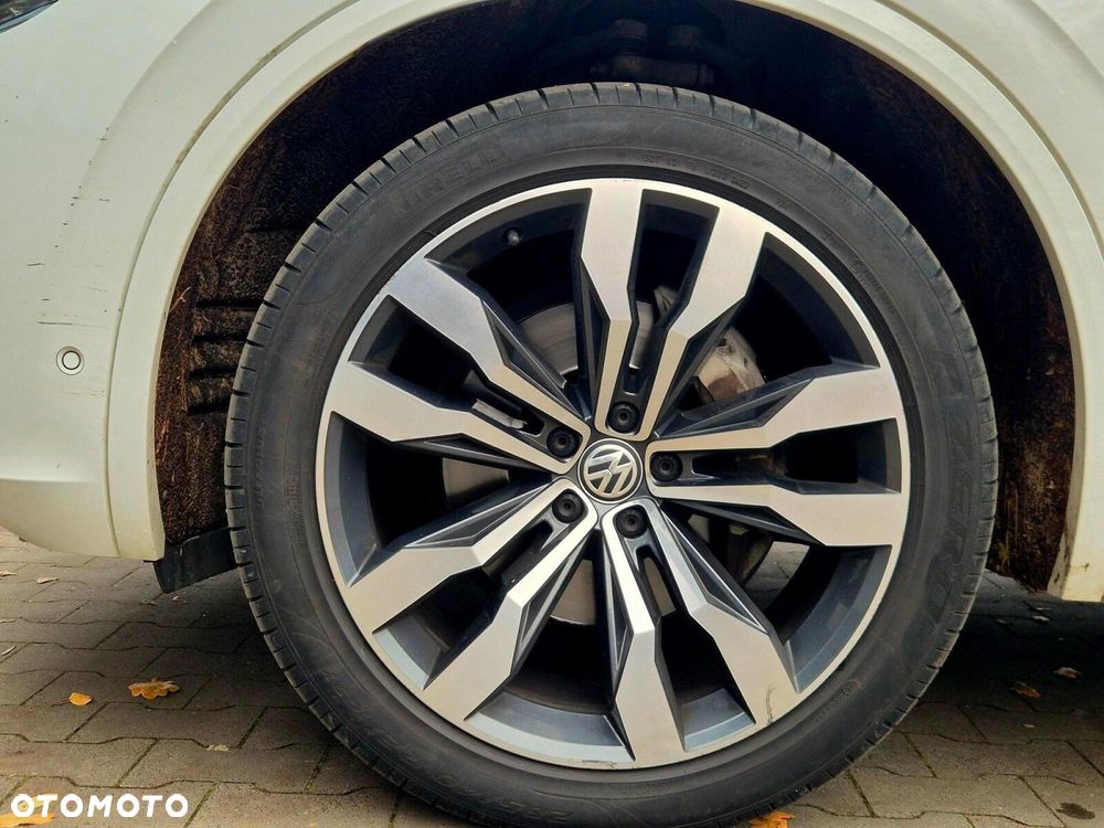 Volkswagen Touareg 3.0 V6 TDI SCR 4Mot R-Line - 27