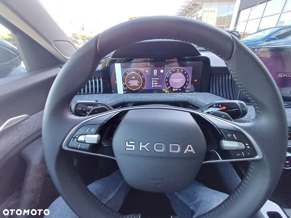 Skoda Superb 2.0 TSI Drive DSG - 12