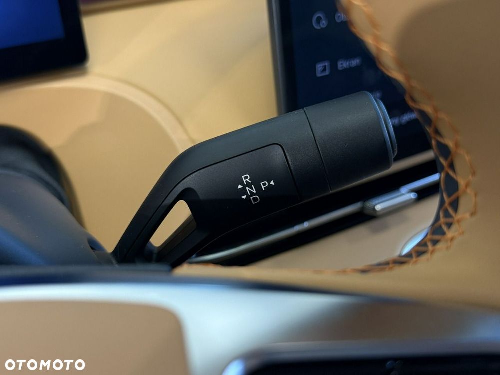 Geely Starray - 12