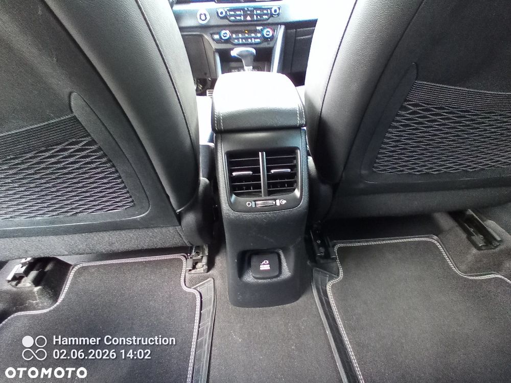 Kia Niro 1.6 GDI Plug-in Hybrid L - 12