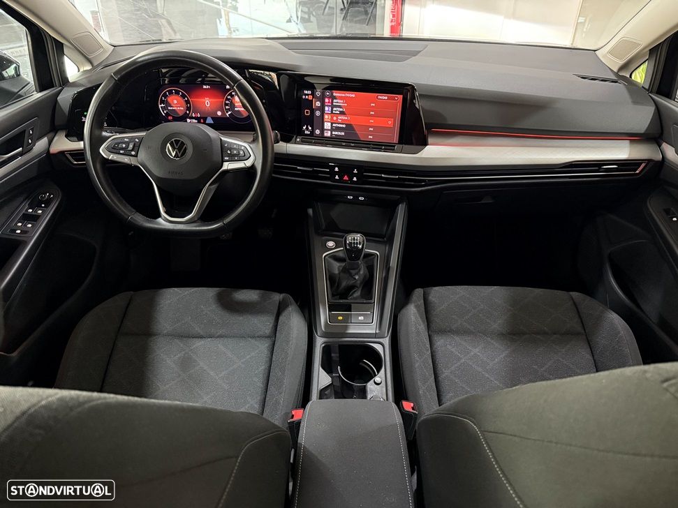 VW Golf - 13