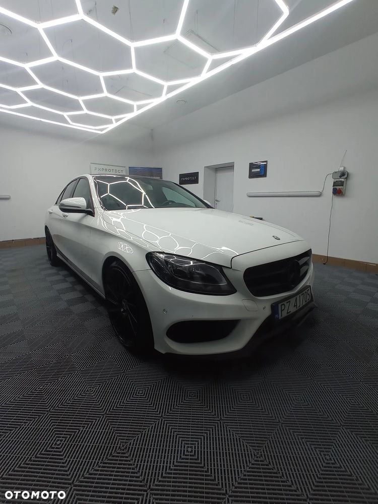 Mercedes-Benz Klasa C 200 CGI BlueEff Classic - 1