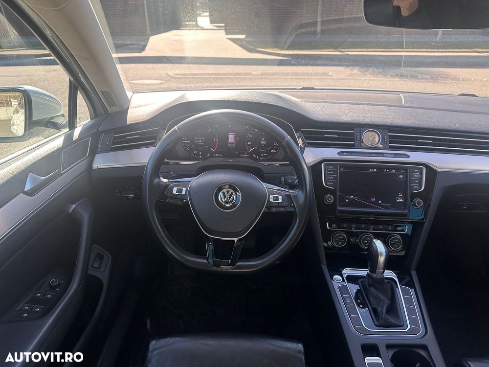 Volkswagen Passat 2.0 TDI DSG R Executive - 11