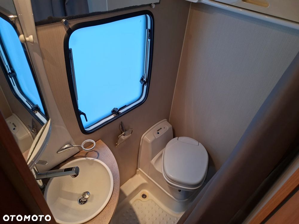 Ford Transit Challenger - 20