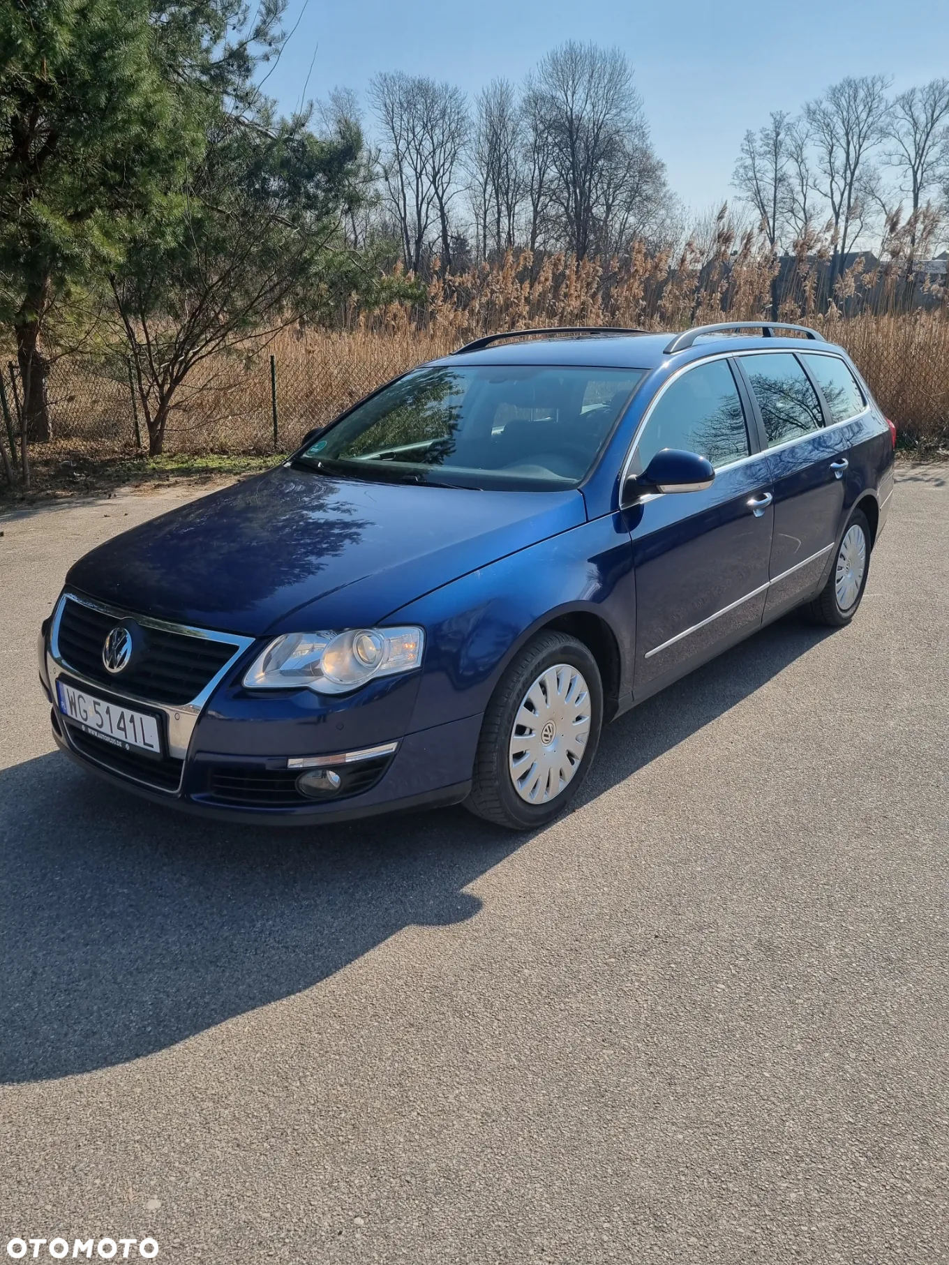 Volkswagen Passat - 2