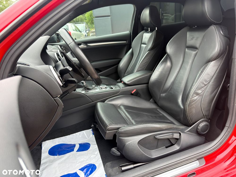 Audi S3 S tronic - 23