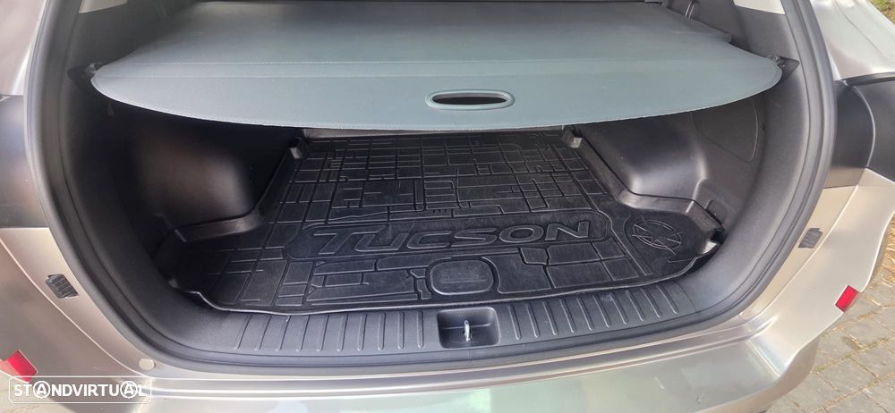 Hyundai Tucson 1.6 CRDi Premium +P.Pele+P.Style DCT - 38
