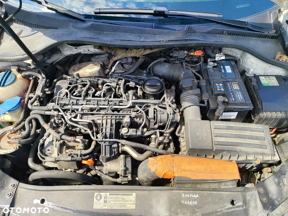 Volkswagen Golf 1.6 TDI Comfortline - 8