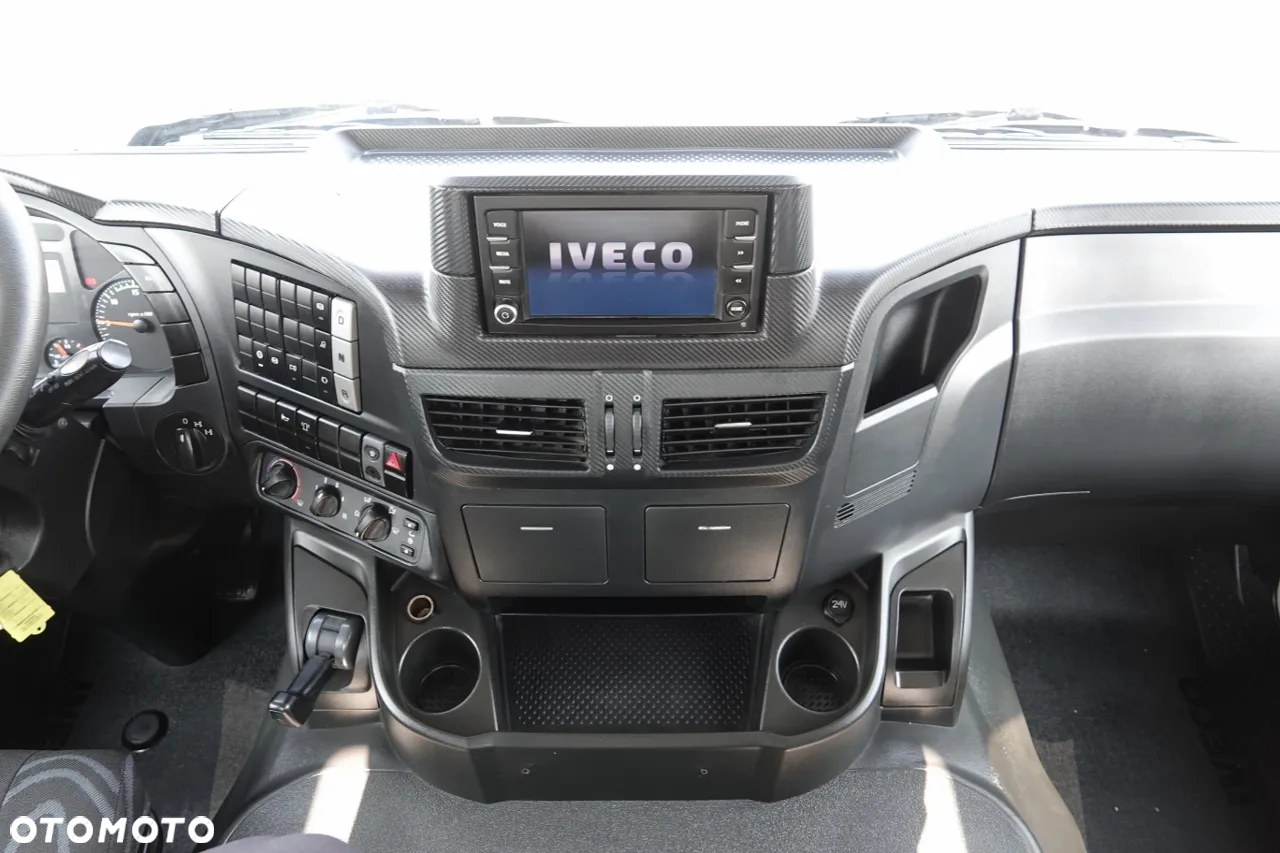 Iveco TRAKKER 400 / 8X4 / BETONOMIESZARKA 9 M3 / LIEBHERR / ALUFELGI / EURO 6 - 33