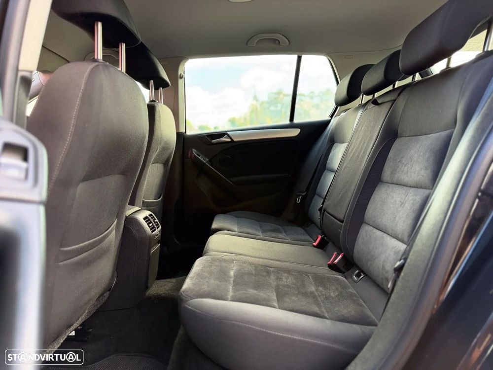 VW Golf 1.6 TDi Confortline - 15