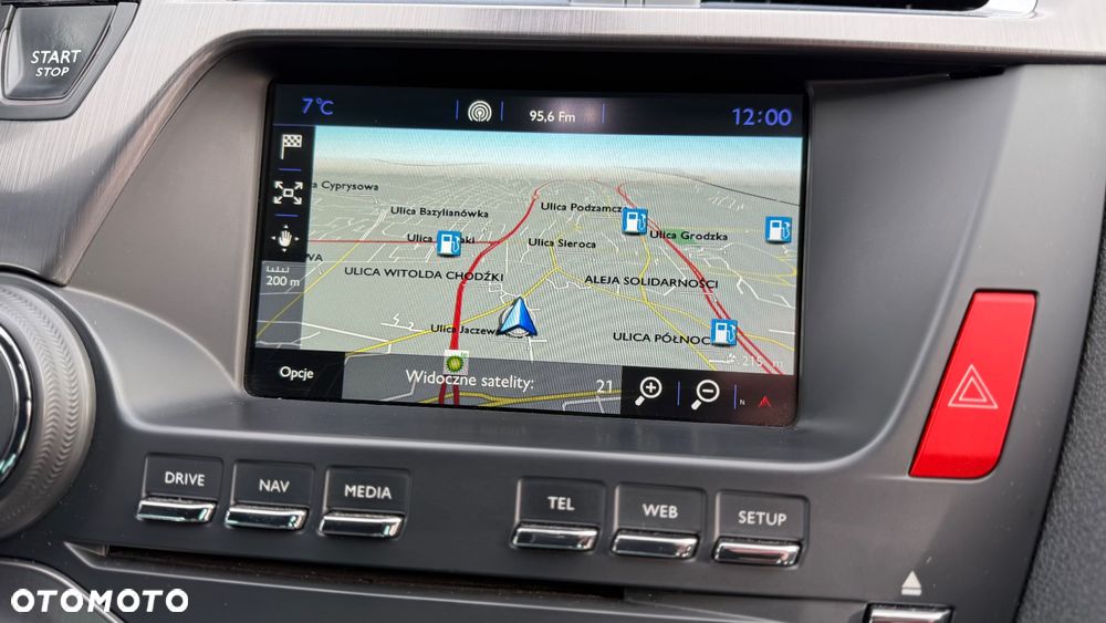 Citroën DS5 Hybrid4 EGS6 SportChic - 27