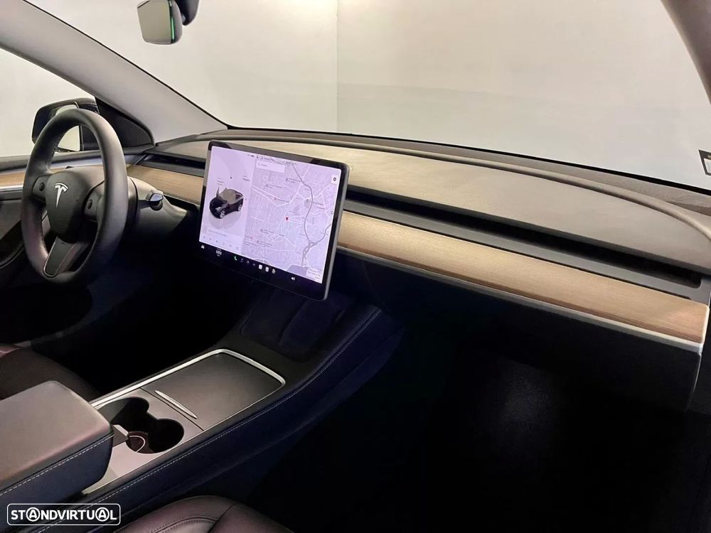 Tesla Model Y Tração Traseira - 17