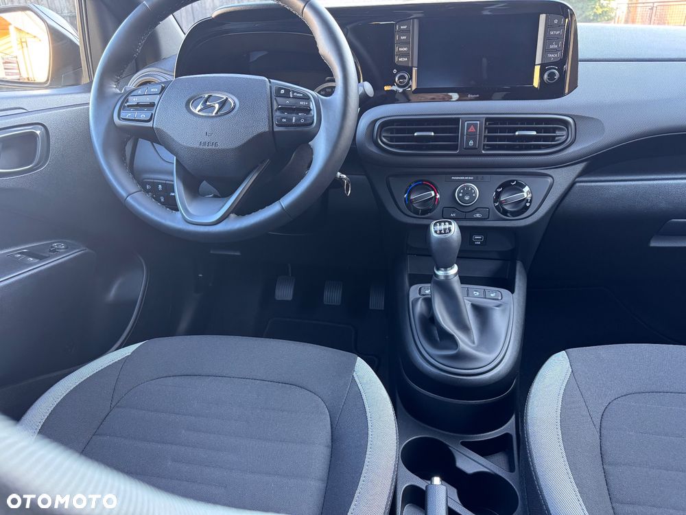 Hyundai i10 - 16