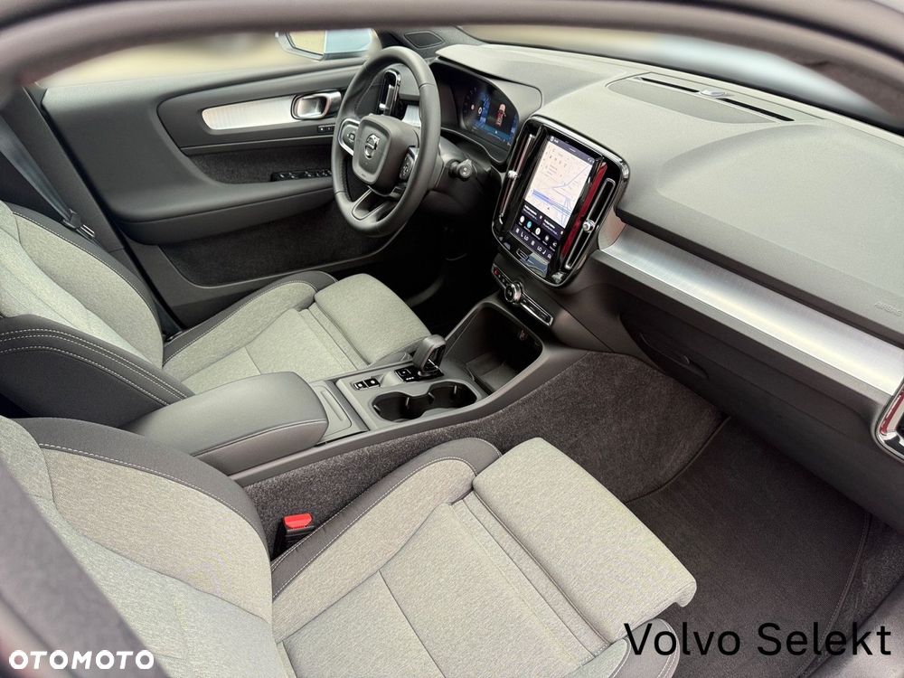 Volvo XC 40 - 26
