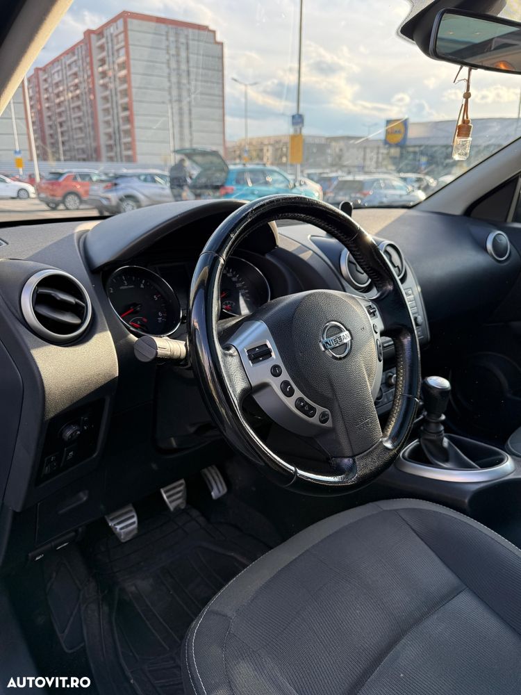 Nissan Qashqai - 22