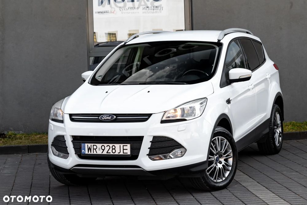 Ford Kuga 2.0 TDCi 2x4 Titanium - 28