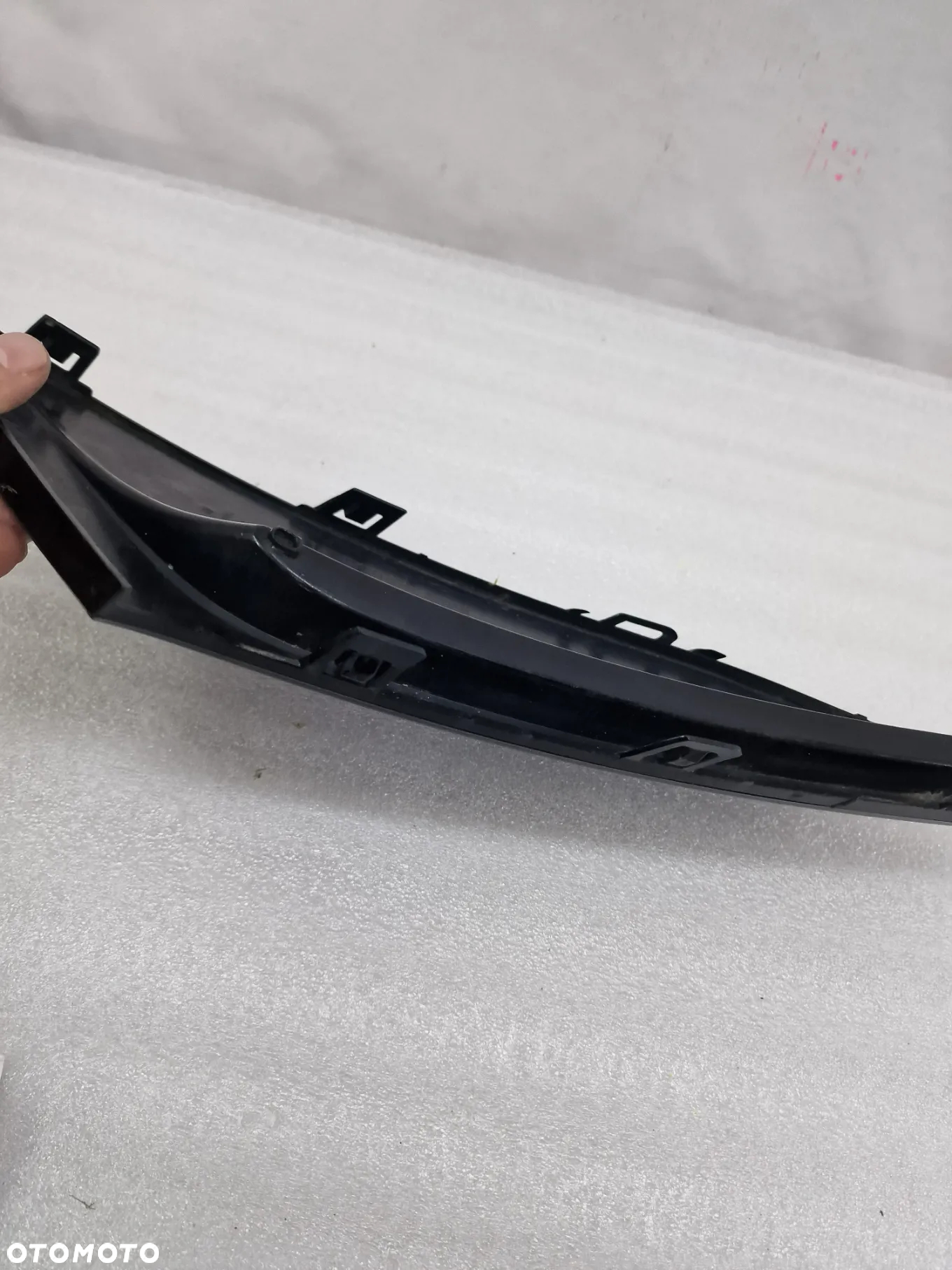 OPEL ZAFIRA C 12- LEWA KRATKA BOCZNA ZDERZAKA PRZEDNIEGO PRZÓD , NR 13300504 , NR AUKCJI C/17 - 13