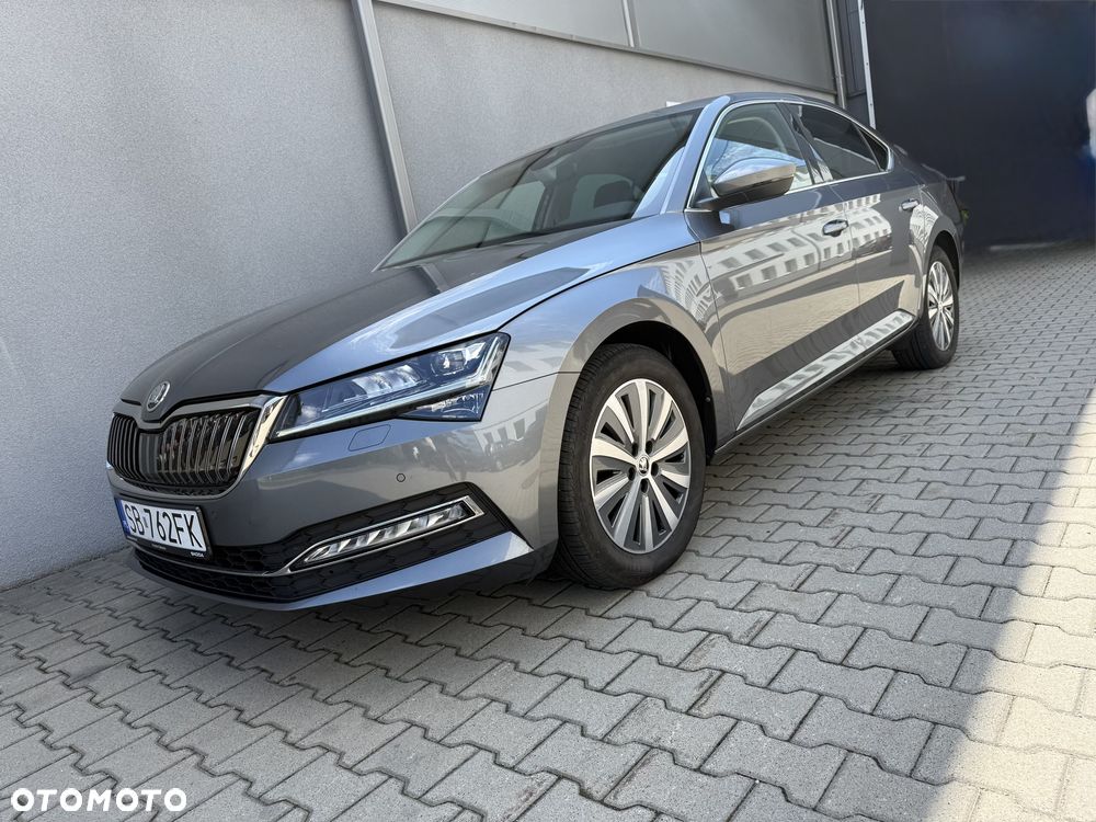 Skoda Superb 2.0 TDI SCR Style DSG - 5