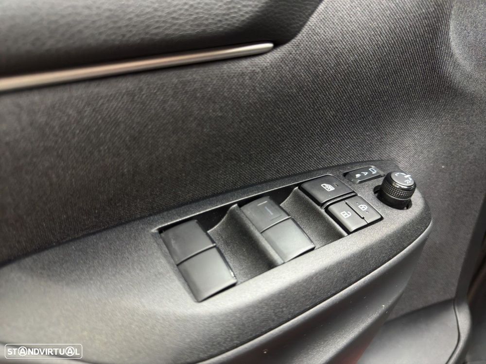 Mazda 2 1.5 L Hybrid VVT-i Homura - 22