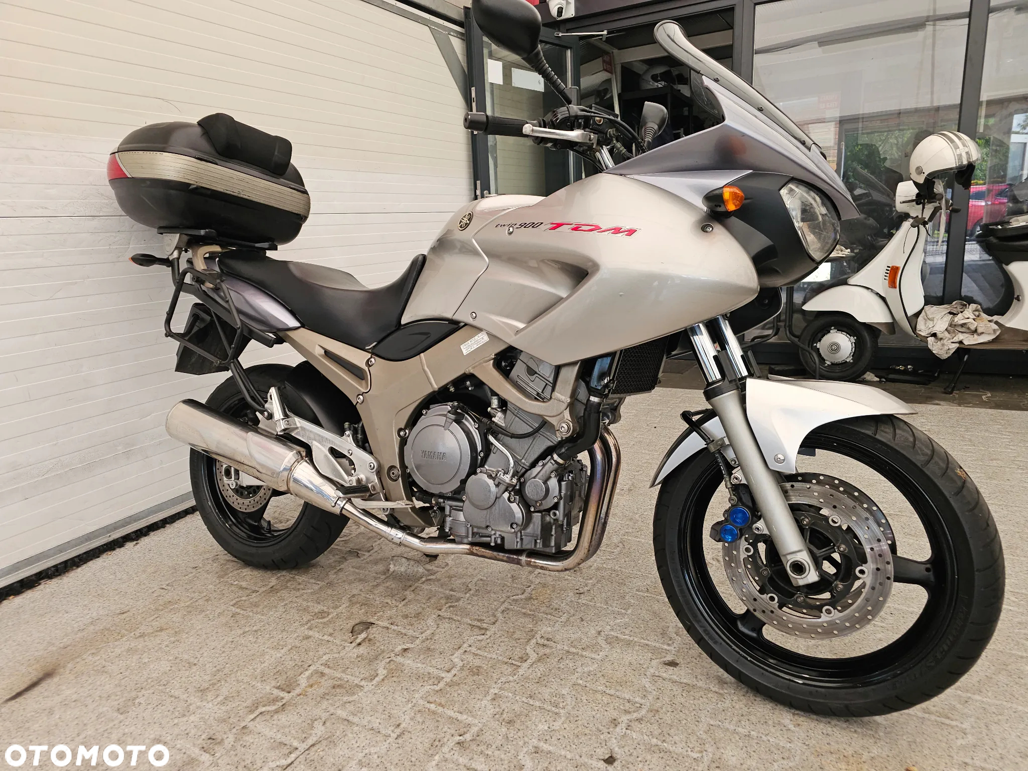 Yamaha TDM - 16
