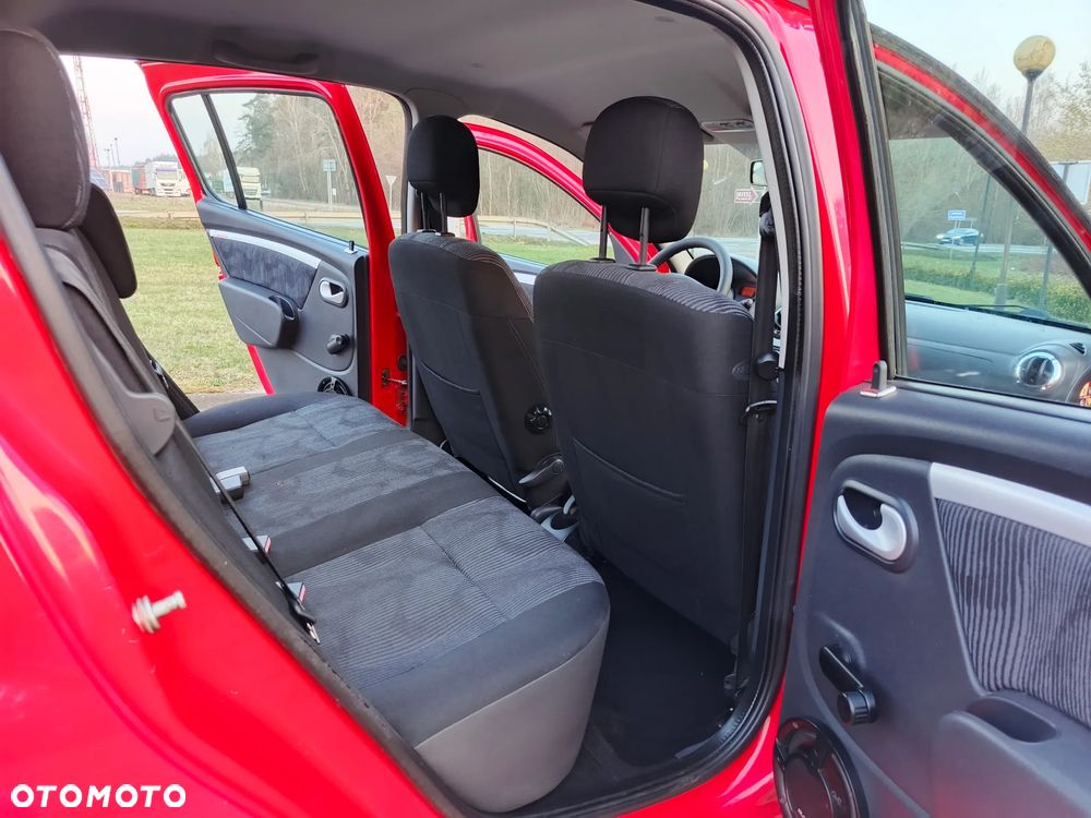 Dacia Sandero - 16