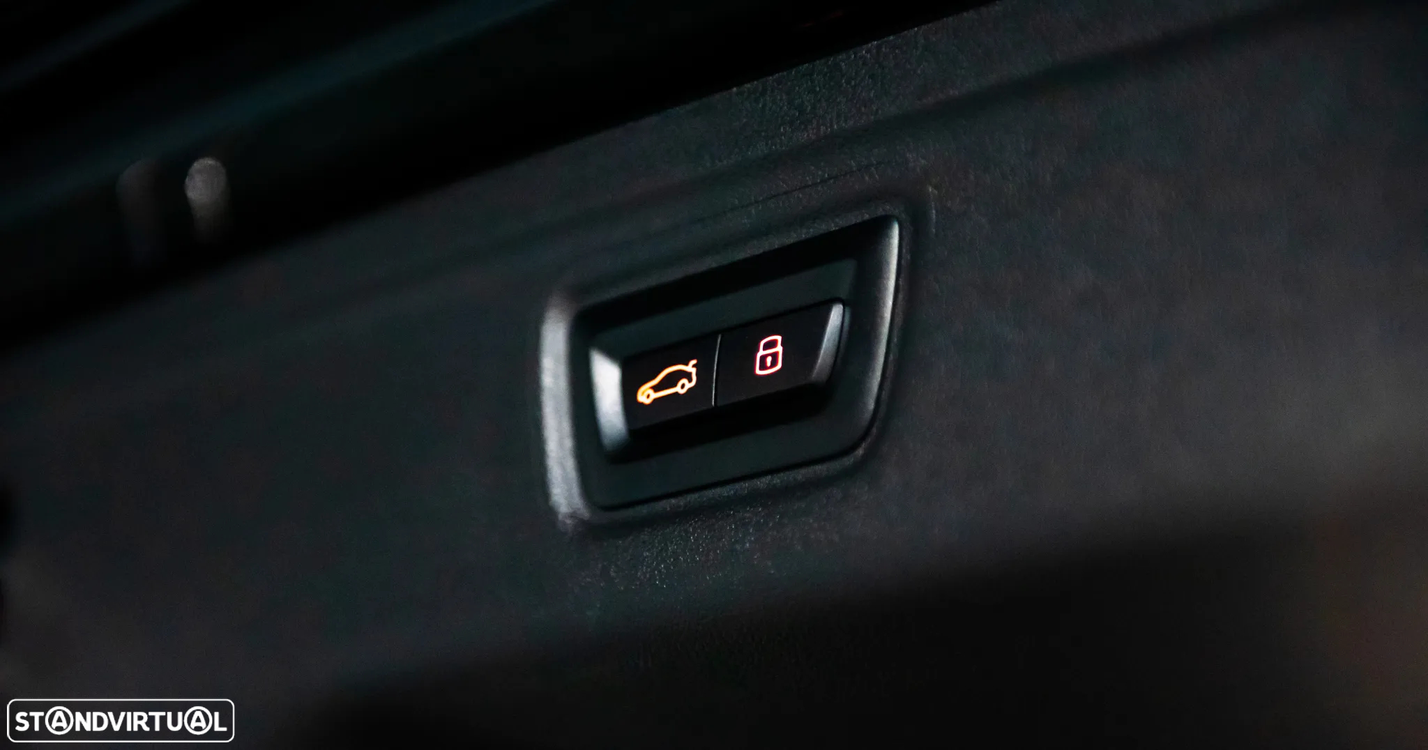 BMW M3 Competition xDrive - 21