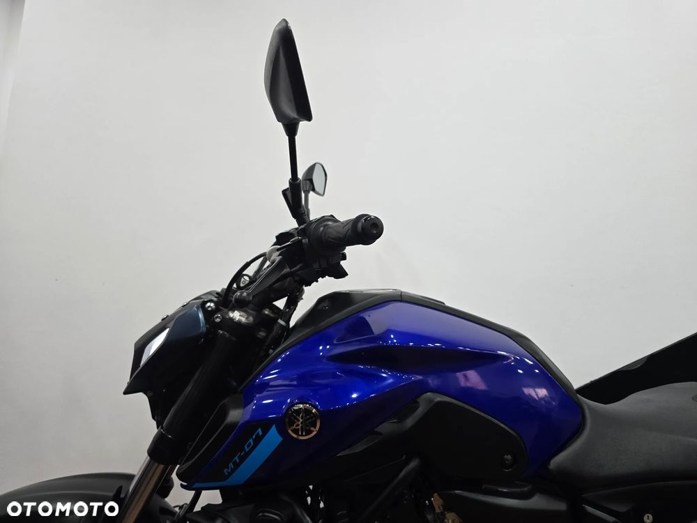 Yamaha MT - 17