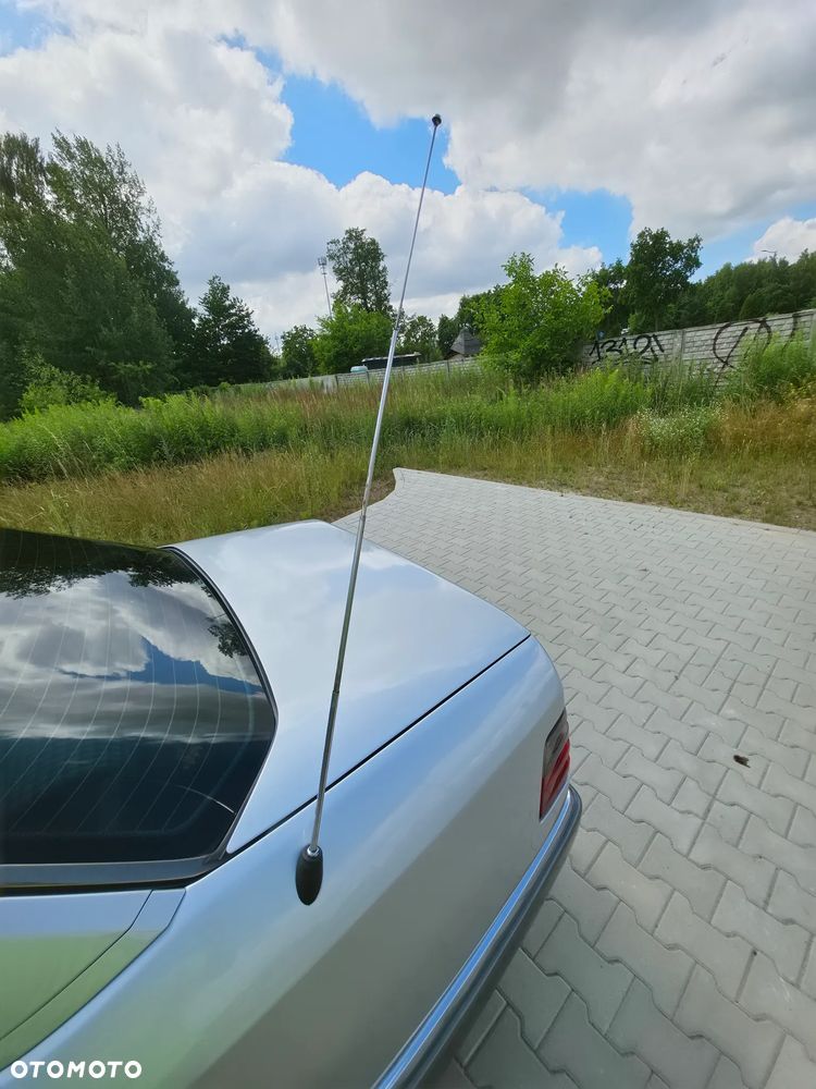Mercedes-Benz Klasa E - 36