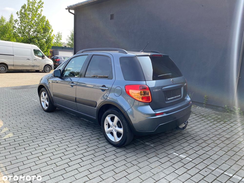 Suzuki SX4 1.6 VVT 4x2 Comfort - 12
