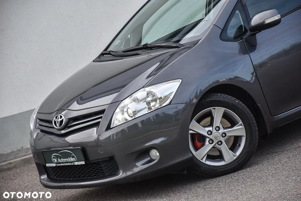 Toyota Auris 2.0 D-4D Prestige - 13