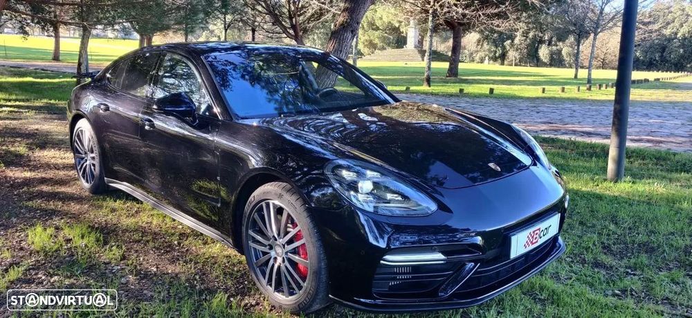 Porsche Panamera Turbo Executive - 4