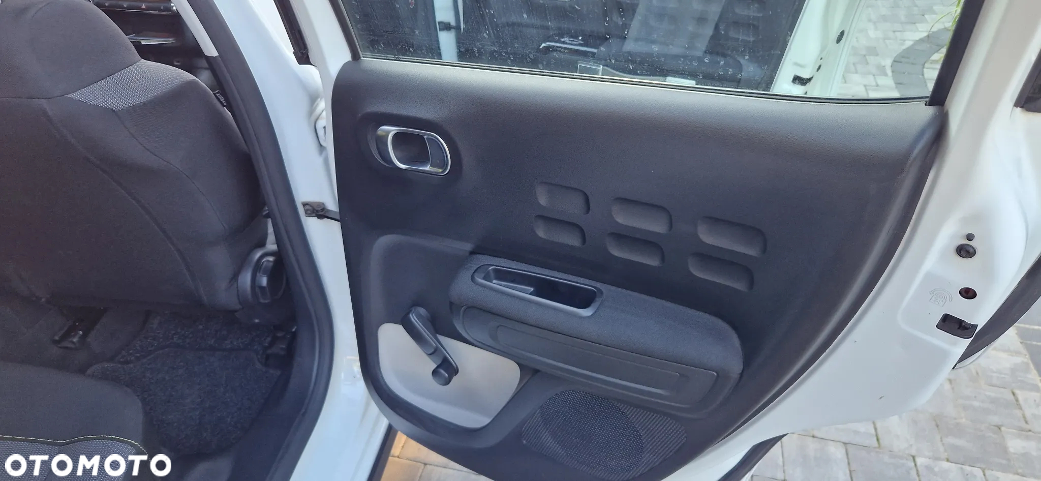Citroën C3 1.2 PureTech C-Series - 17