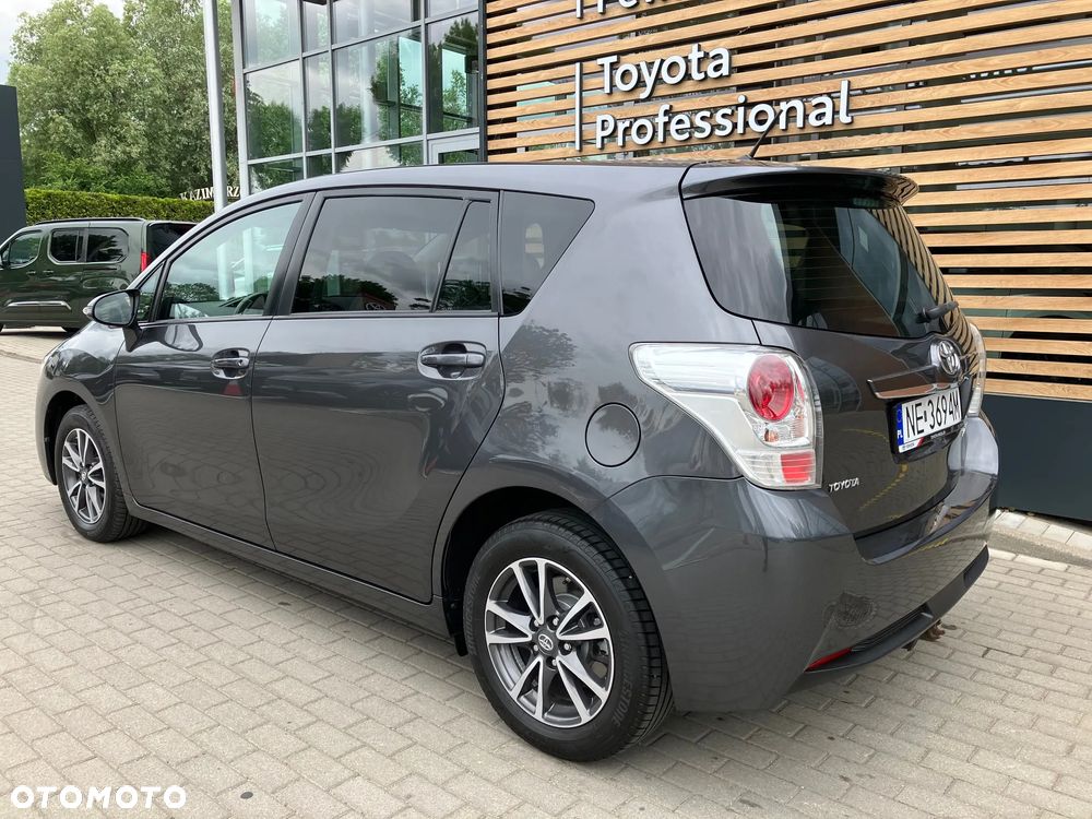 Toyota Verso 1.8 Premium - 5