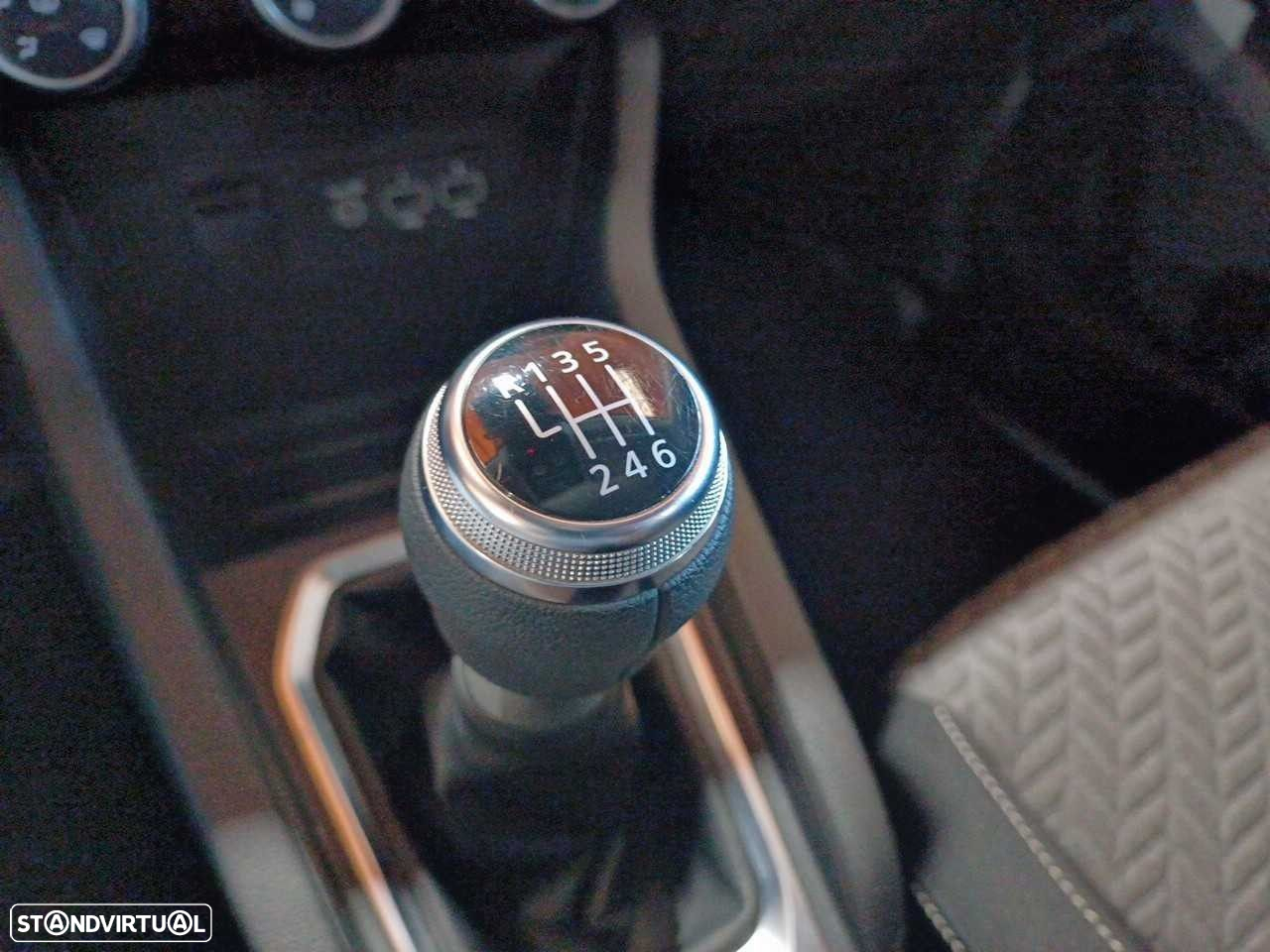 Renault Clio - 23