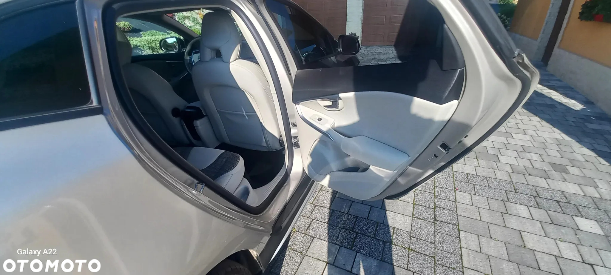 Volvo V40 D3 Drive-E Momentum - 26