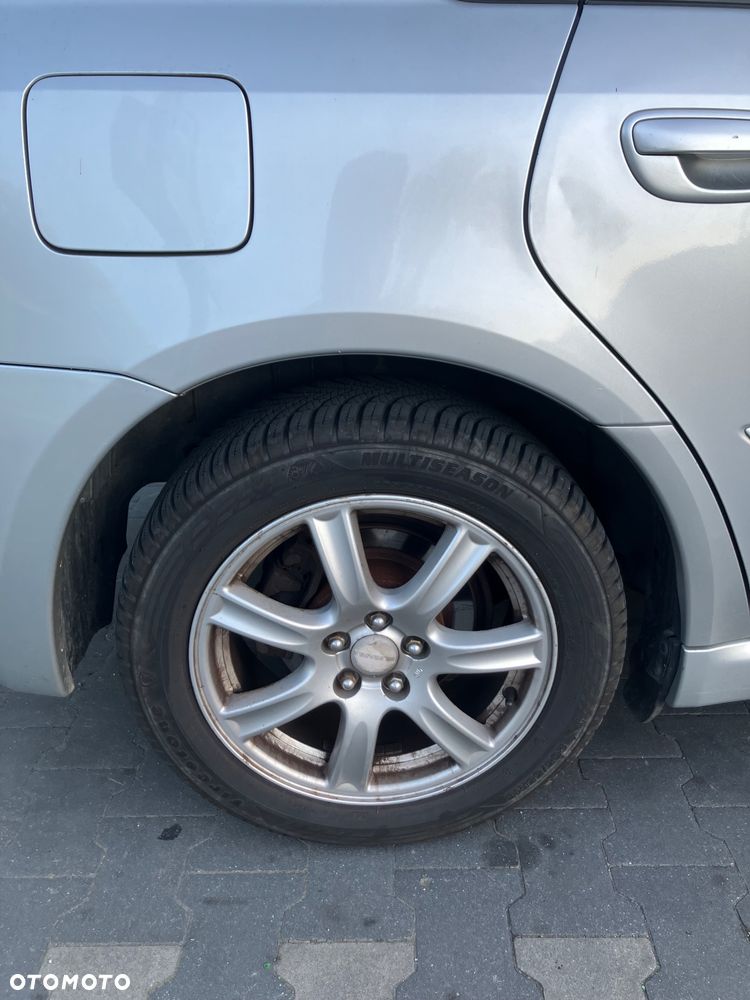 Subaru Legacy 2.0i MT - 19