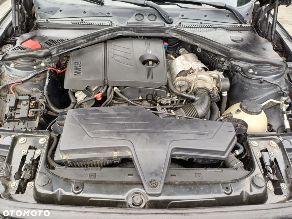 BMW Seria 1 116i - 17