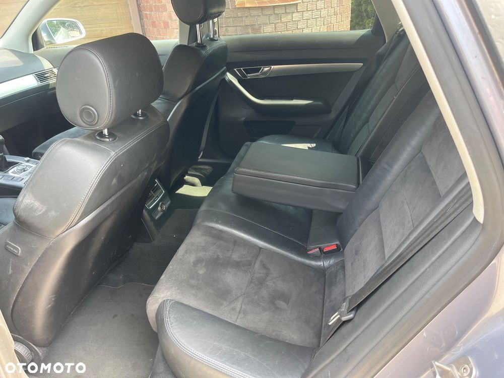 Audi A6 Avant 2.4 - 15