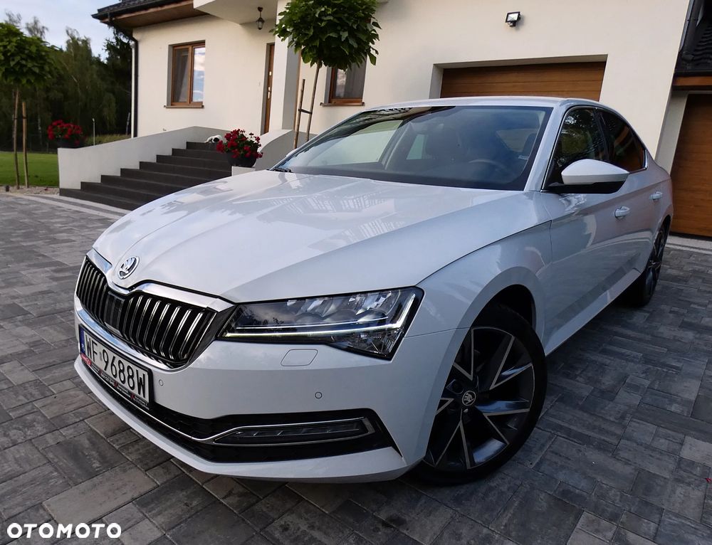 Skoda Superb 2.0 TDI SCR Style DSG - 23