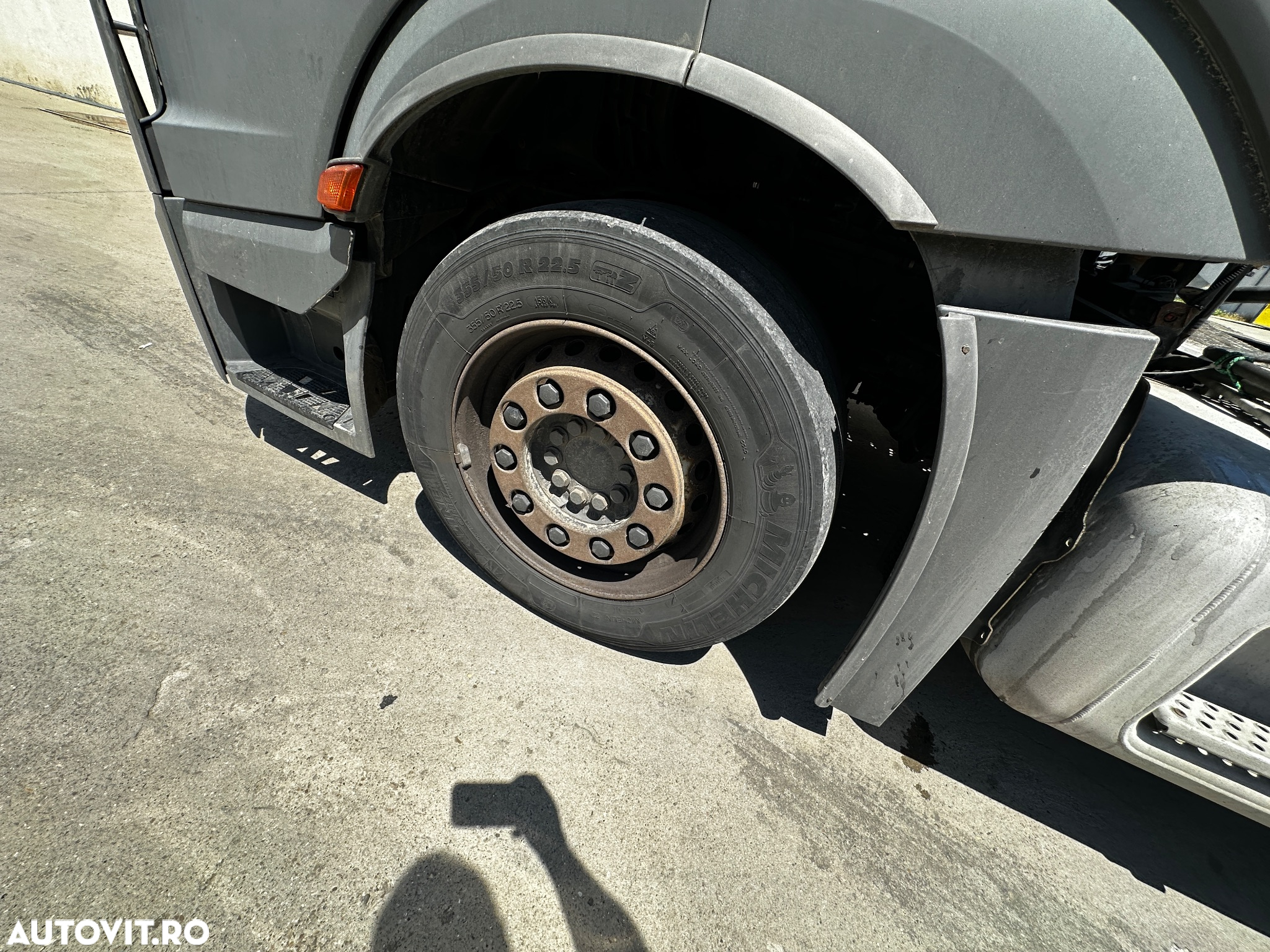 Mercedes-Benz Actros - 27