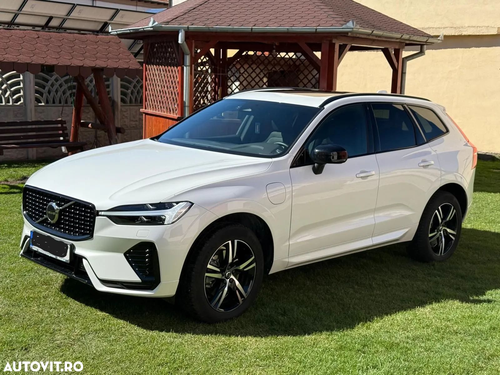 Volvo XC 60 T8 Twin Engine AWD R-Design - 1
