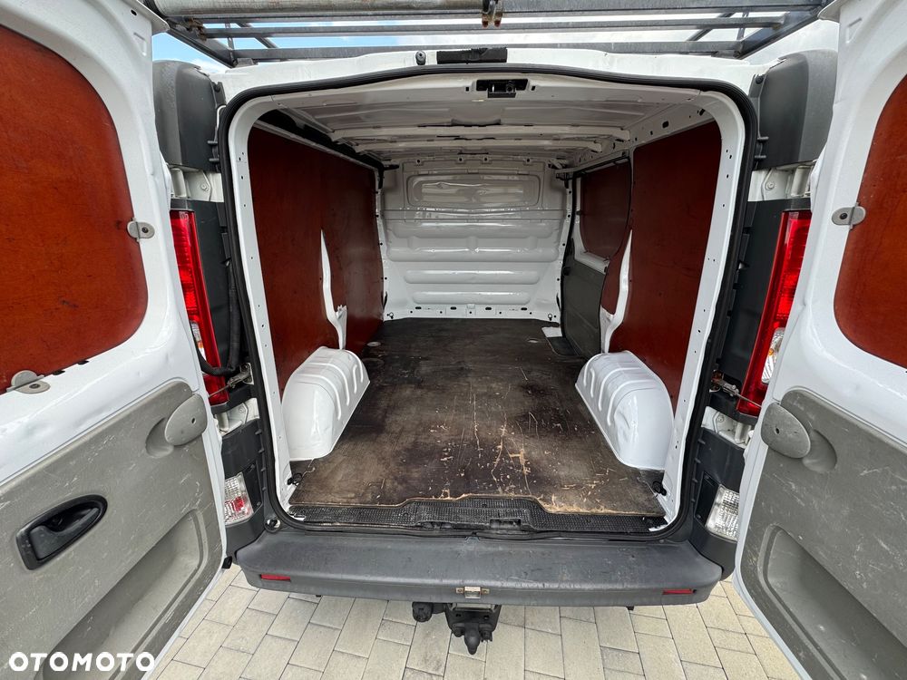 Renault Trafic - 16