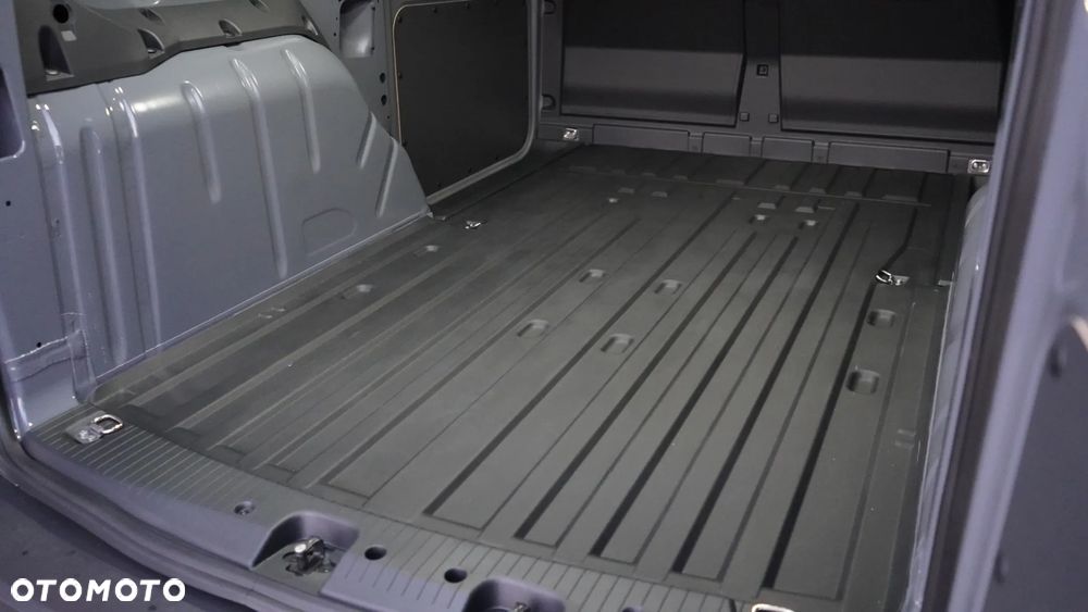 Volkswagen Caddy Cargo - 15