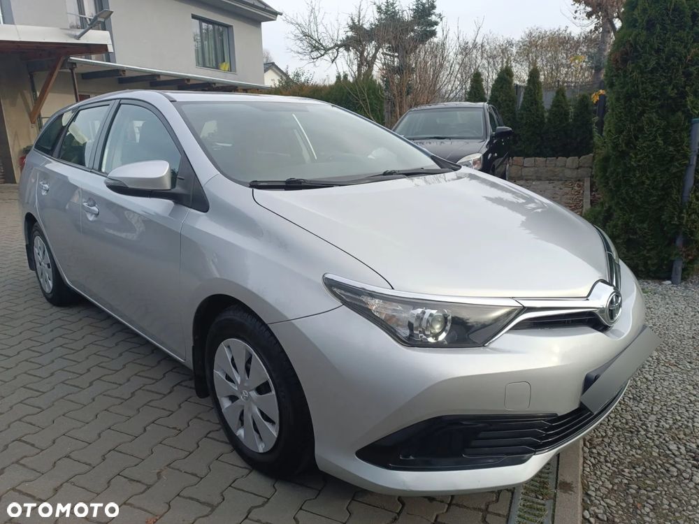 Toyota Auris 1.6 Active - 1