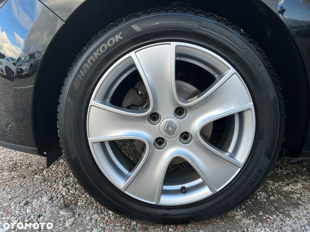 Renault Clio (Energy) TCe 90 Start & Stop INTENS - 32