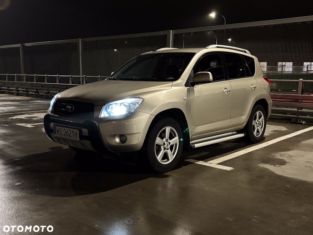 Toyota RAV4 2.0 VVT-i Sol - 1