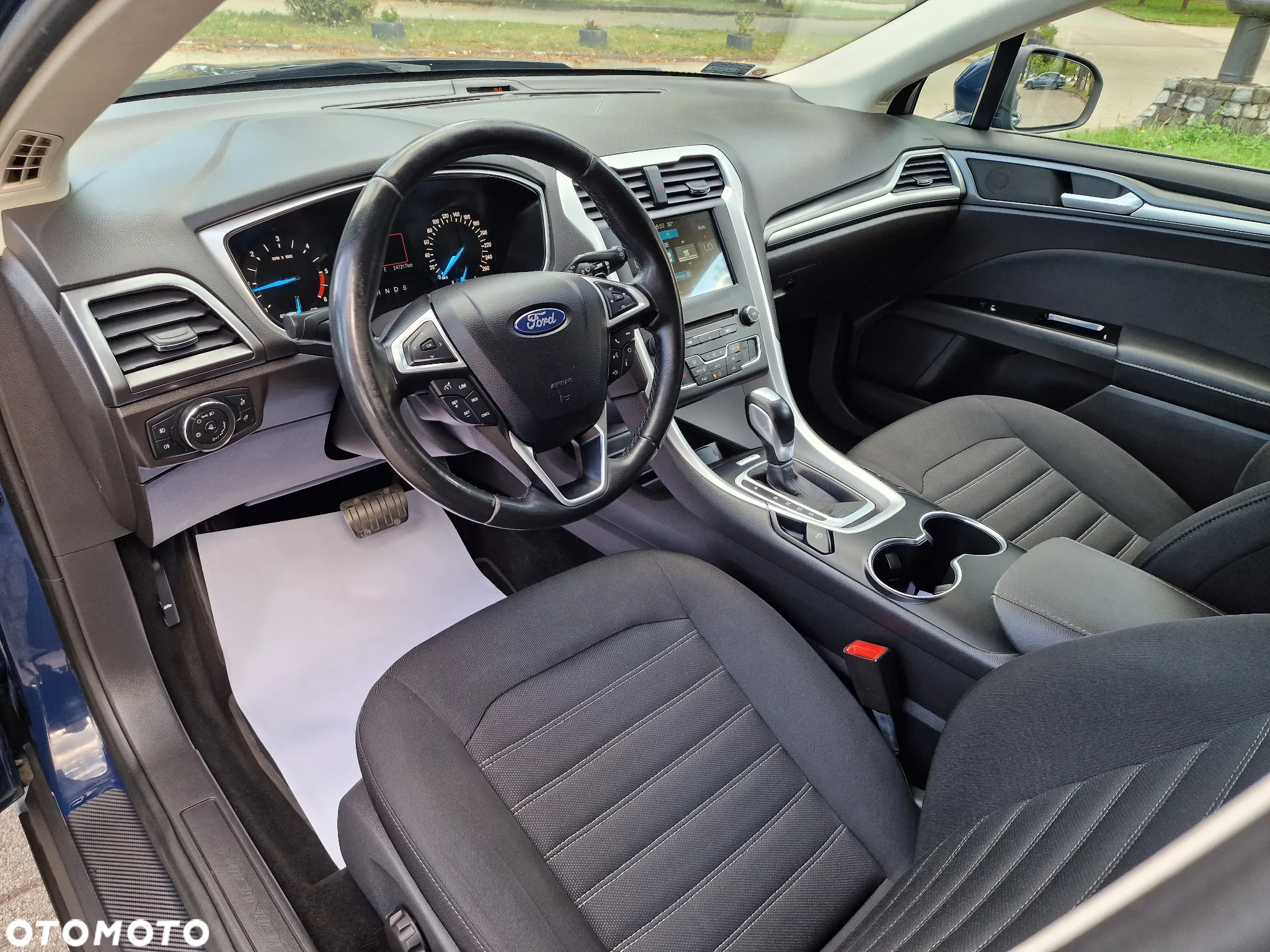 Ford Mondeo 2.0 TDCi Trend PowerShift - 20